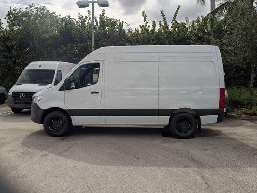 2026 Mercedes-Benz Sprinter 2500 Standard Roof