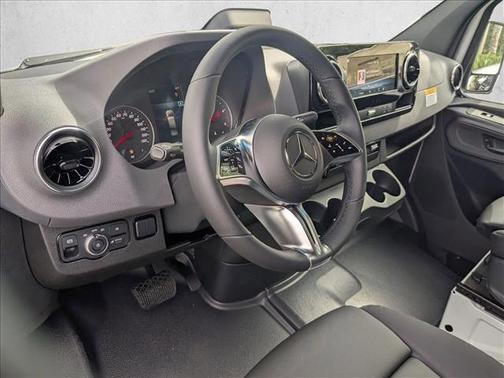 2026 Mercedes-Benz Sprinter 2500 Standard Roof