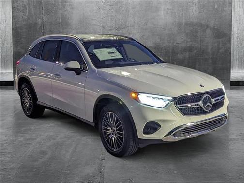 2025 Mercedes-Benz GLC 300 Base