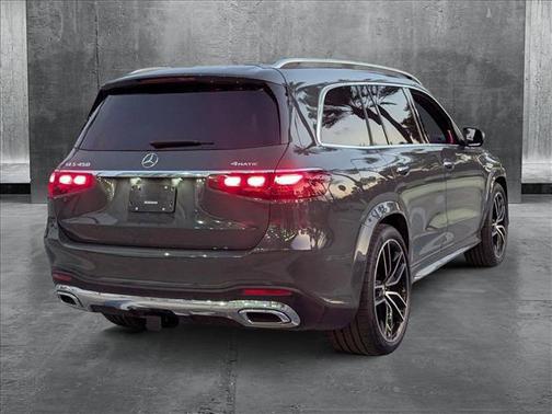 2025 Mercedes-Benz GLS 450 4MATIC