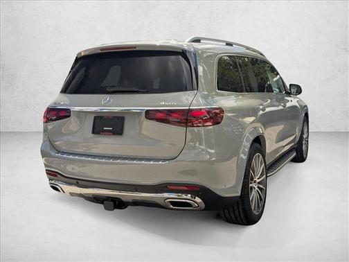 2026 Mercedes-Benz GLS 450 4MATIC