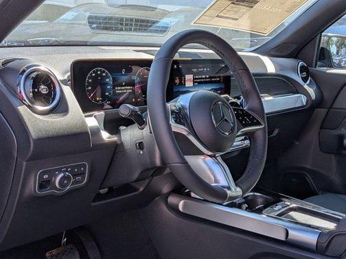 2026 Mercedes-Benz GLB 250 Base