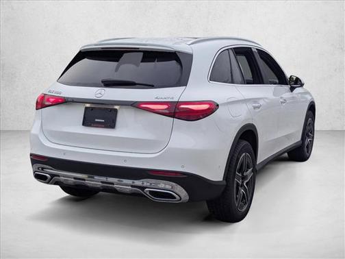 2026 Mercedes-Benz GLC 300 4MATIC