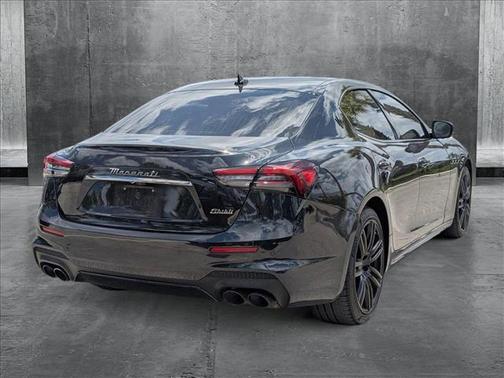 2023 Maserati Ghibli Modena