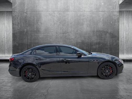 2023 Maserati Ghibli Modena