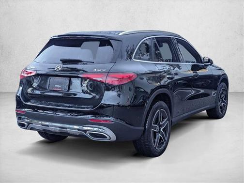 2026 Mercedes-Benz GLC 300 4MATIC