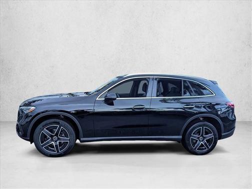 2026 Mercedes-Benz GLC 300 4MATIC