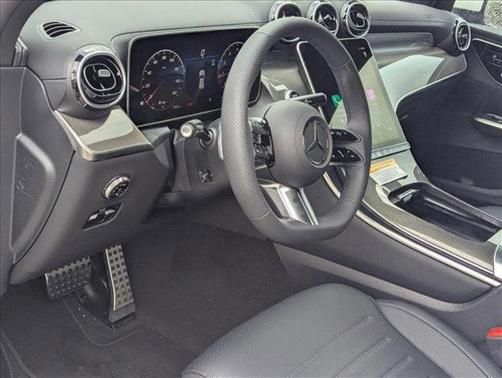 2025 Mercedes-Benz GLC 300 Base