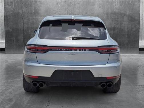 2020 Porsche Macan Base