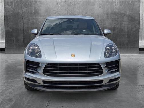2020 Porsche Macan Base