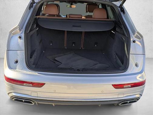 2022 Audi Q5 45 S line Premium Plus