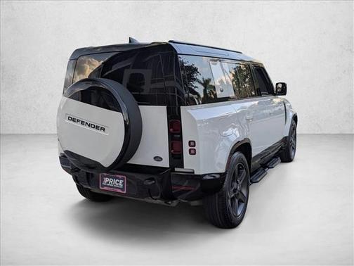 2023 Land Rover Defender 110 X-Dynamic SE