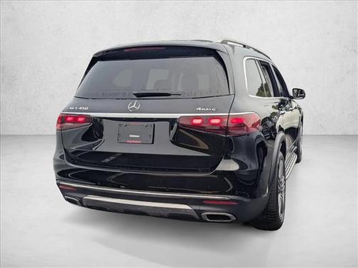 2026 Mercedes-Benz GLS 450 4MATIC