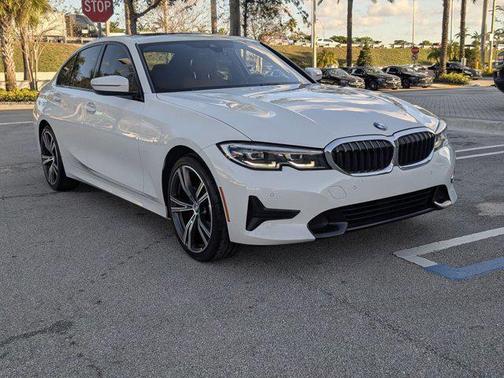 2022 BMW 330 330i