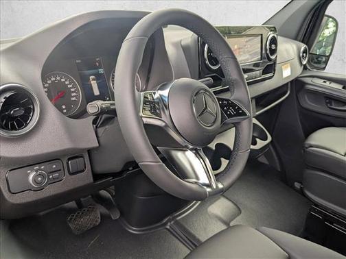 2026 Mercedes-Benz Sprinter 2500 High Roof