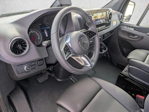 2026 Mercedes-Benz Sprinter 2500 Standard Roof