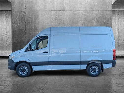 2025 Mercedes-Benz Sprinter 2500 Standard Roof
