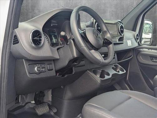 2025 Mercedes-Benz Sprinter 2500 High Roof
