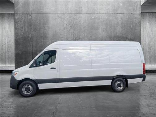 2025 Mercedes-Benz Sprinter 2500 High Roof