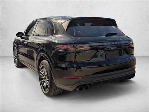 2023 Porsche Cayenne Platinum Edition