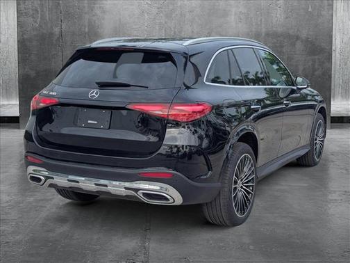 2025 Mercedes-Benz GLC 300 Base
