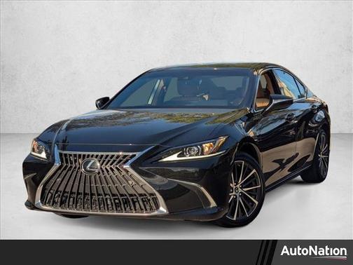 2023 Lexus ES 300h Base