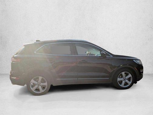 Black Velvet 2018 Lincoln MKC Premiere