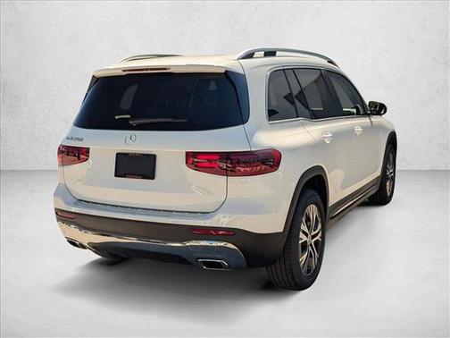 2026 Mercedes-Benz GLB 250 Base