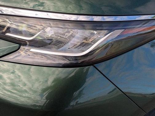 2021 Toyota Sienna XLE 8 Passenger