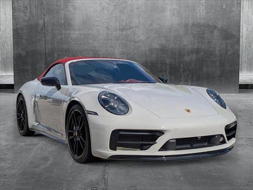 2023 Porsche 911 Carrera 4 GTS