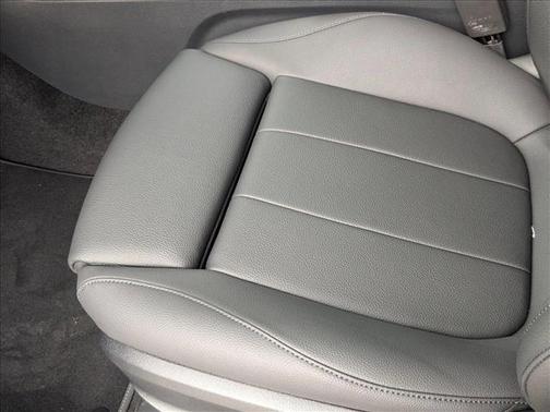 2025 Mercedes-Benz GLB 250 Base