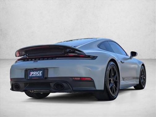 2025 Porsche 911 Carrera