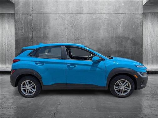2022 Hyundai KONA SE