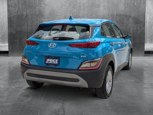 2022 Hyundai KONA SE
