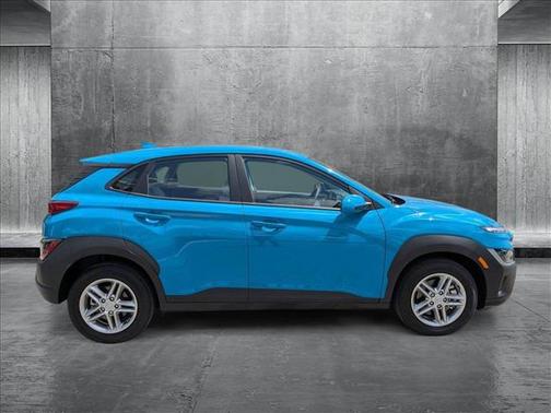2022 Hyundai KONA SE