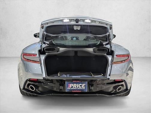 Hammerhead Silver 2019 Aston Martin DB11 V8