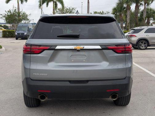 2023 Chevrolet Traverse LS