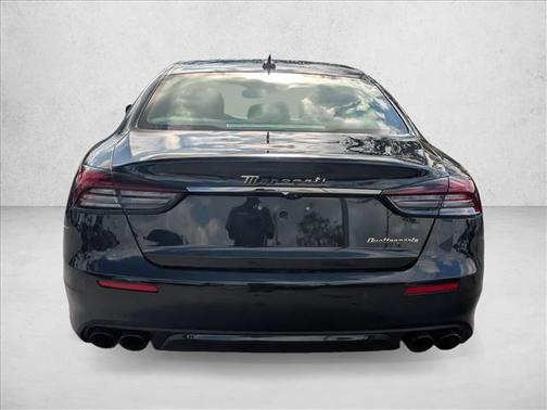 Nero Ribelle Metallic 2022 Maserati Quattroporte GT