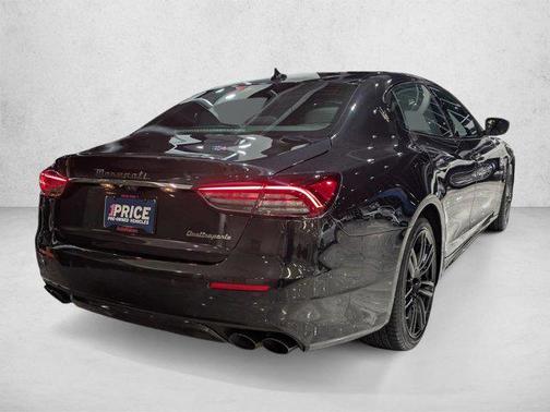 Nero Ribelle Metallic 2022 Maserati Quattroporte GT