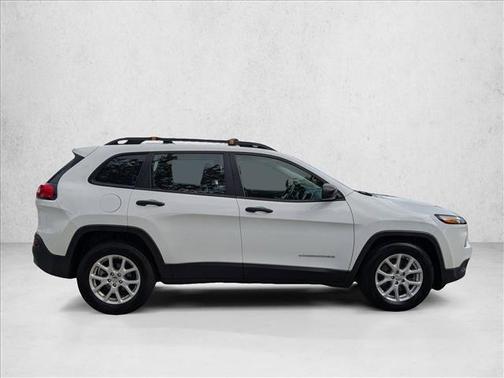 2015 Jeep Cherokee Sport