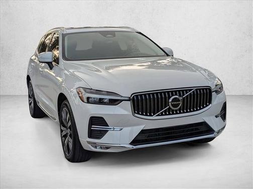 2022 Volvo XC60 B5 Inscription