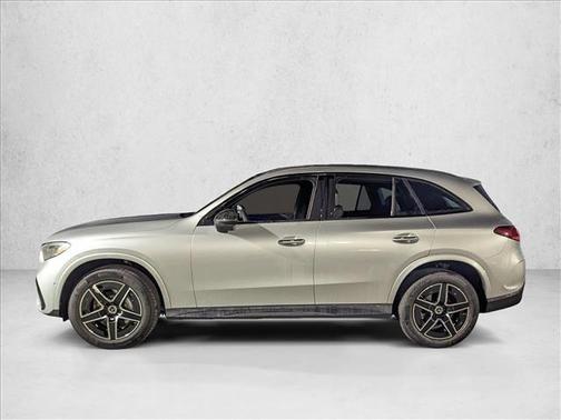 2026 Mercedes-Benz GLC 300 4MATIC