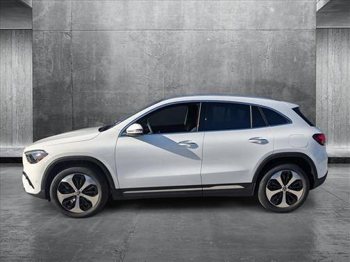 2025 Mercedes-Benz GLA 250 Base