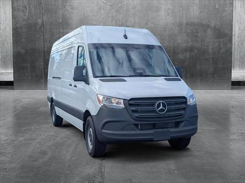 2025 Mercedes-Benz Sprinter 2500 High Roof