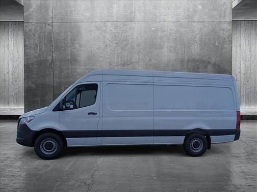 2025 Mercedes-Benz Sprinter 2500 High Roof