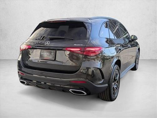 2026 Mercedes-Benz GLC 300 4MATIC