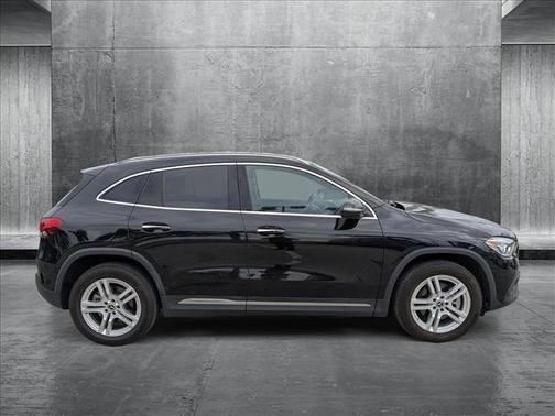 2021 Mercedes-Benz GLA 250 Base 4MATIC
