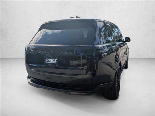 2024 Land Rover Range Rover P530 SE
