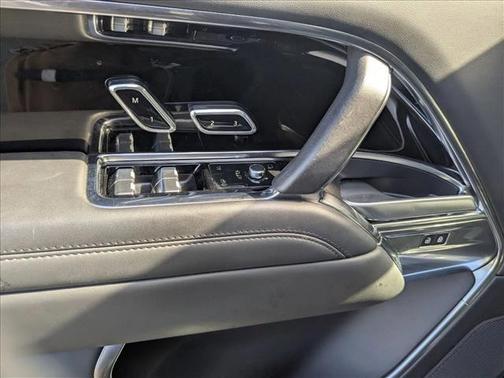 2024 Land Rover Range Rover P530 SE