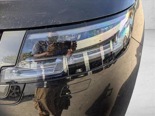 2024 Land Rover Range Rover P530 SE